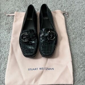 Stuart Weitzman 90s Black Crocodile Embossed Patent Leather Buckle Loafer